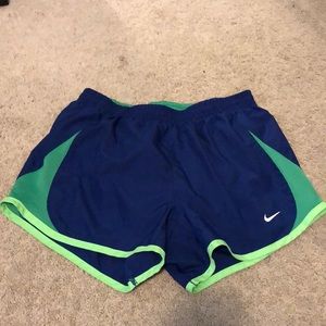 NIKE RUNNING SHORTS